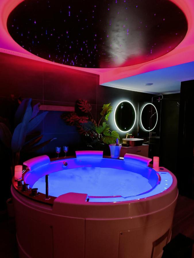 La Loveroom Bdsm De Nice " La Chambre Luxe Des Desirs " Exterior foto
